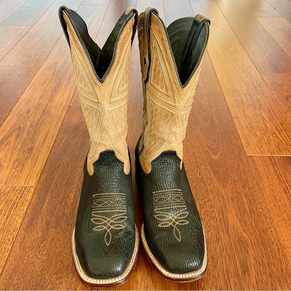 JOHN B. STETSON MEN'S BILLINGS BROWN SHARK SQUARE TOE BOOT 9 1/2 EE - Picture 2 of 16